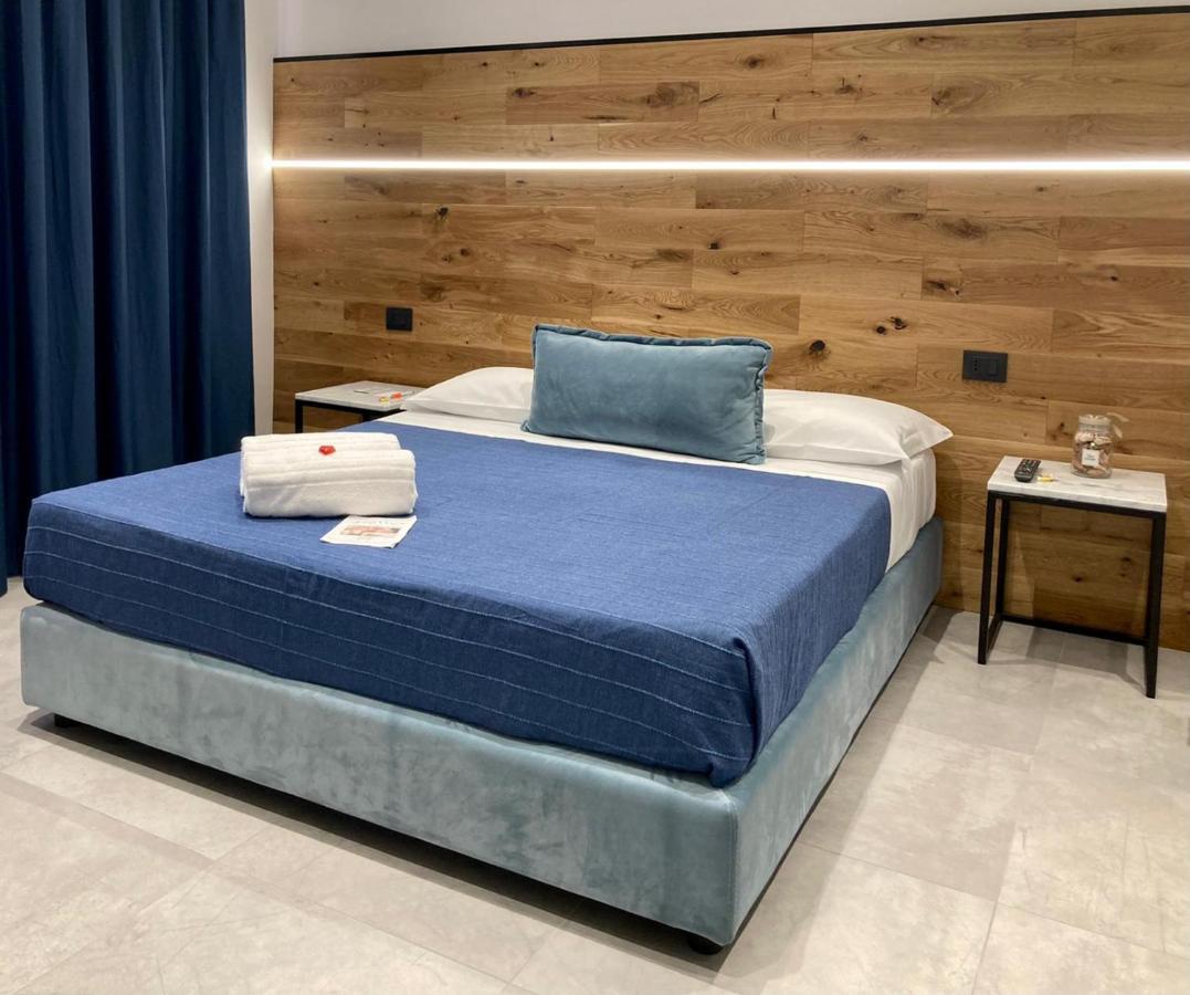 Hotel Portum Giardini Naxos Bagian luar foto