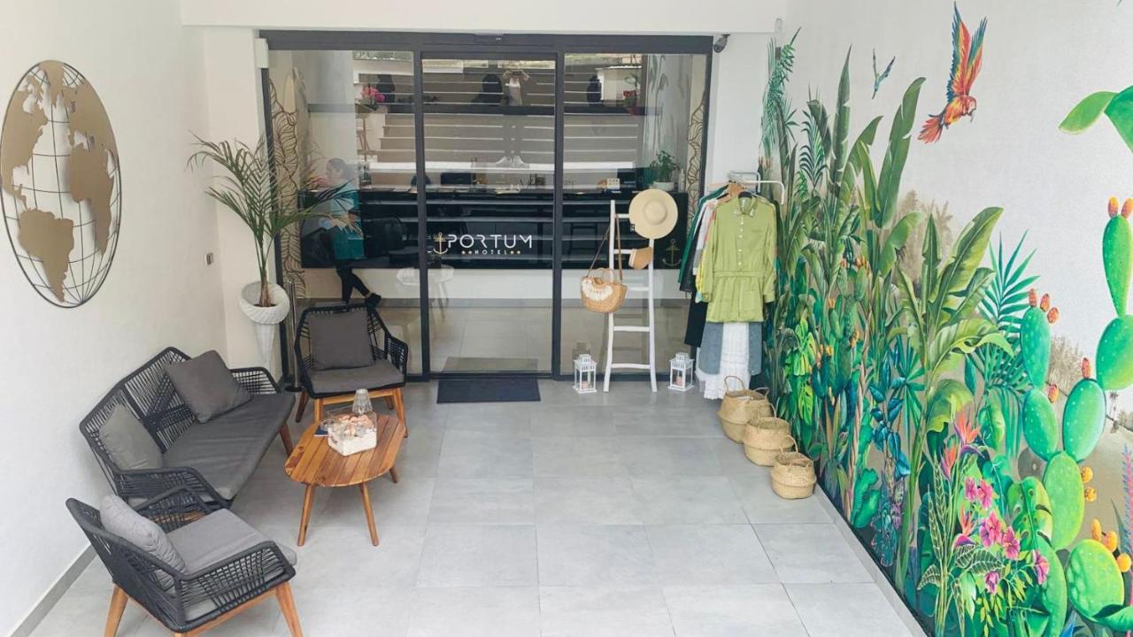 Hotel Portum Giardini Naxos Bagian luar foto