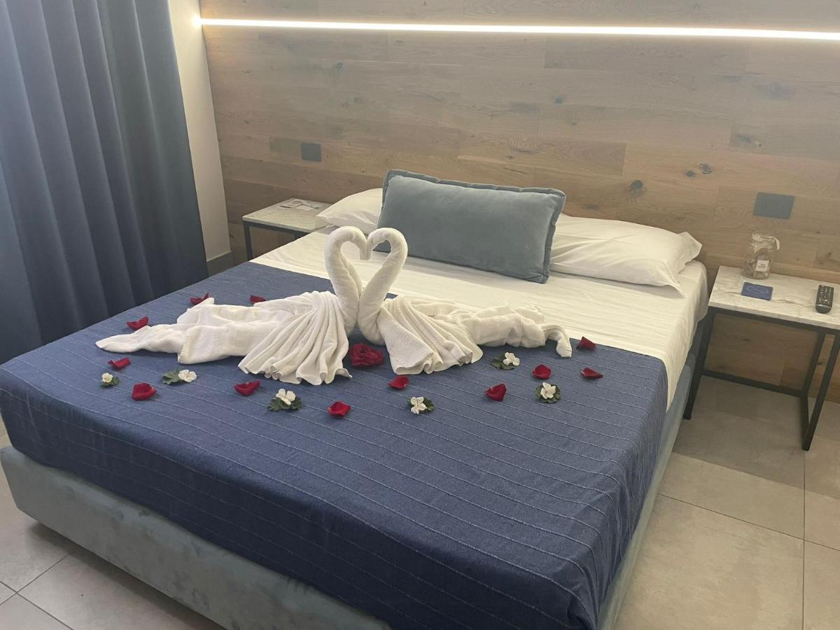Hotel Portum Giardini Naxos Bagian luar foto