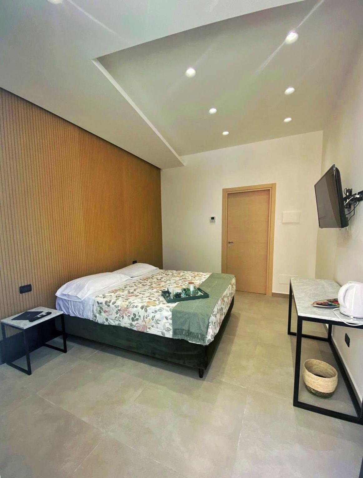 Hotel Portum Giardini Naxos Bagian luar foto